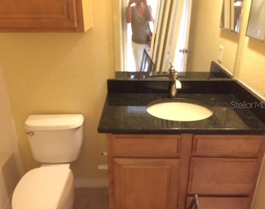 6121 Metrowest Boulevard - Photo Thumbnail 16