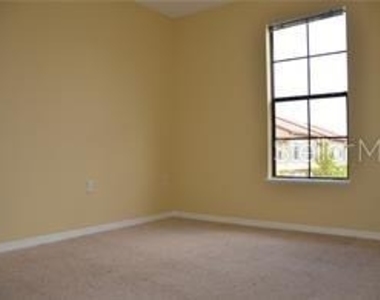 6121 Metrowest Boulevard - Photo Thumbnail 17