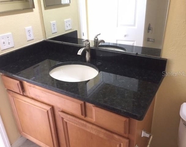 6121 Metrowest Boulevard - Photo Thumbnail 14