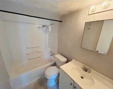 2751 L B Mcleod Road - Photo Thumbnail 5