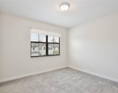11061 Whistling Pine Way - Photo Thumbnail 17