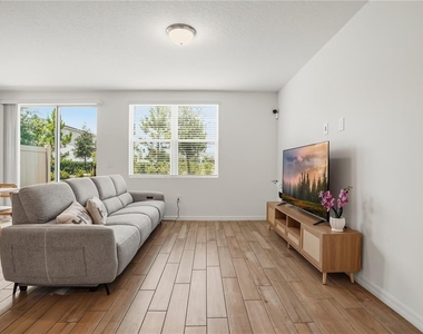 16368 Happy Eagle Drive - Photo Thumbnail 4