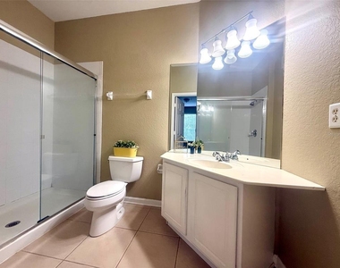 3314 Robert Trent Jones Drive - Photo Thumbnail 10