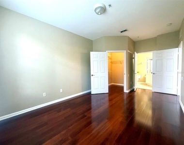 3314 Robert Trent Jones Drive - Photo Thumbnail 9