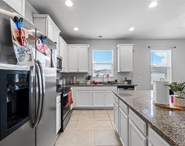 2621 Glenrock Court - Photo Thumbnail 8