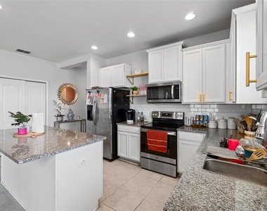 2621 Glenrock Court - Photo Thumbnail 10