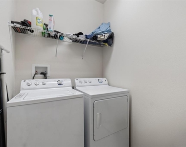 2621 Glenrock Court - Photo Thumbnail 34