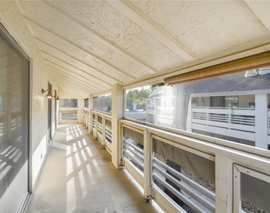 439 S Netherwood Crescent - Photo Thumbnail 14