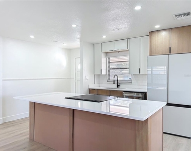 3463 Arnel Drive - Photo Thumbnail 5