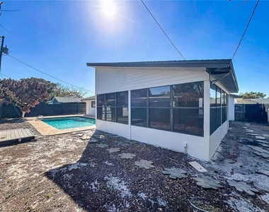 3463 Arnel Drive - Photo Thumbnail 36