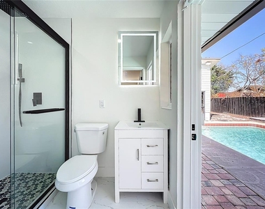 3463 Arnel Drive - Photo Thumbnail 28