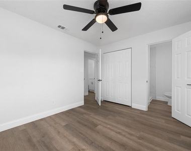 603 Conrad Drive - Photo Thumbnail 23