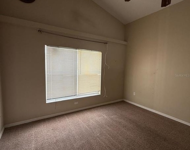 519 Thousand Oaks Boulevard - Photo Thumbnail 13