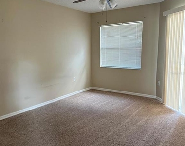 519 Thousand Oaks Boulevard - Photo Thumbnail 6