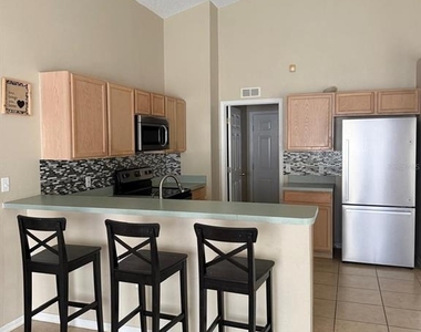 519 Thousand Oaks Boulevard - Photo Thumbnail 12