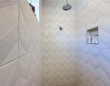 4485 Davos Drive - Photo Thumbnail 41