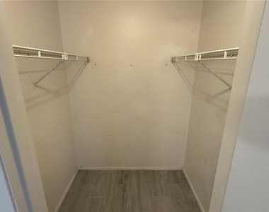 10041 Massey Street - Photo Thumbnail 16