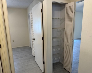 10041 Massey Street - Photo Thumbnail 11