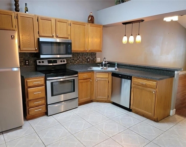 5477 Lake Margaret Drive - Photo Thumbnail 6
