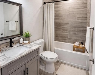 309 Clermont Drive - Photo Thumbnail 24