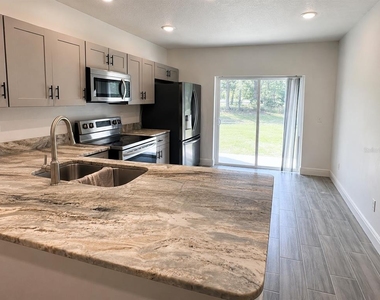 309 Clermont Drive - Photo Thumbnail 7