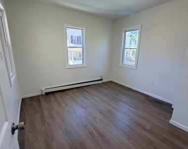 62 Hutson Street - Photo Thumbnail 4