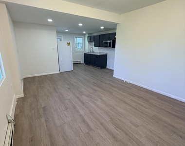 62 Hutson Street - Photo Thumbnail 9
