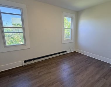 62 Hutson Street - Photo Thumbnail 3