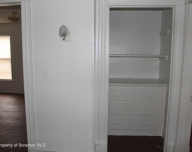220 Colfax Avenue - Photo Thumbnail 5