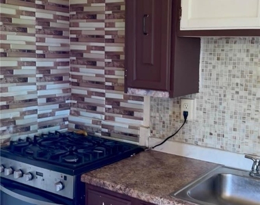 397 W Allen Street - Photo Thumbnail 1