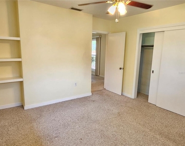 309 Park Boulevard N - Photo Thumbnail 34