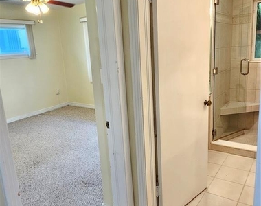 309 Park Boulevard N - Photo Thumbnail 31