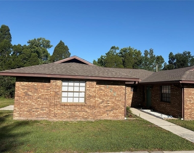 3122 Julia Court - Photo Thumbnail 3