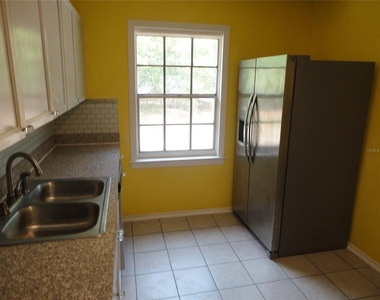 1334 Ne 1st Avenue - Photo Thumbnail 7