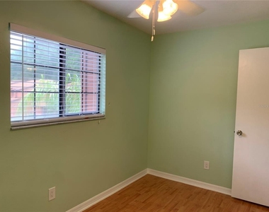 5754 Sw 8th Place - Photo Thumbnail 17