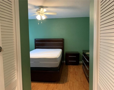 5754 Sw 8th Place - Photo Thumbnail 16