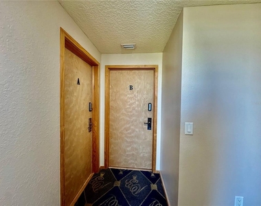 101 Palm Harbor Parkway - Photo Thumbnail 10