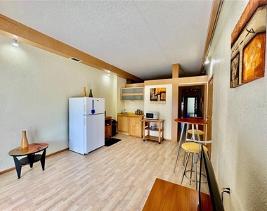 101 Palm Harbor Parkway - Photo Thumbnail 4