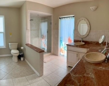 501 Bal Harbor Boulevard - Photo Thumbnail 5