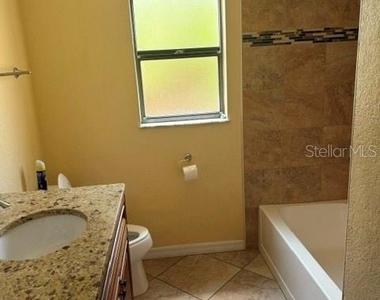 4264 Salford Boulevard - Photo Thumbnail 14