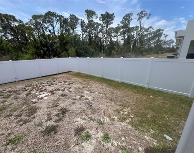 12073 Henley Avenue - Photo Thumbnail 36