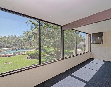 144 Pinehurst Drive - Photo Thumbnail 20