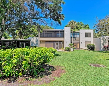 144 Pinehurst Drive - Photo Thumbnail 23