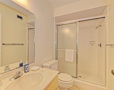 144 Pinehurst Drive - Photo Thumbnail 18
