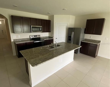 17220 Harvest Moon Way - Photo Thumbnail 3