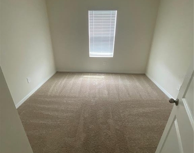 17220 Harvest Moon Way - Photo Thumbnail 9