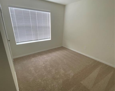 17220 Harvest Moon Way - Photo Thumbnail 5