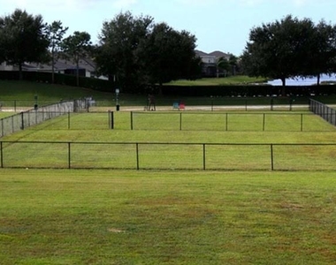 819 Fairwaycove Lane - Photo Thumbnail 42
