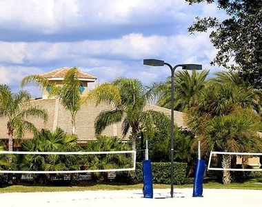 819 Fairwaycove Lane - Photo Thumbnail 44