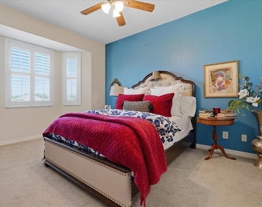 819 Fairwaycove Lane - Photo Thumbnail 10